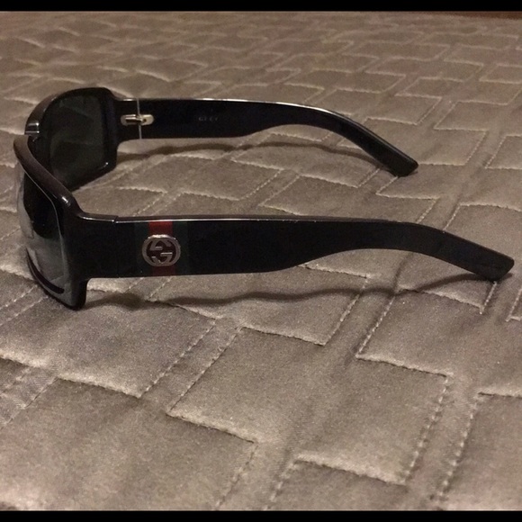 Gucci shade with case - Picture 2 of 6